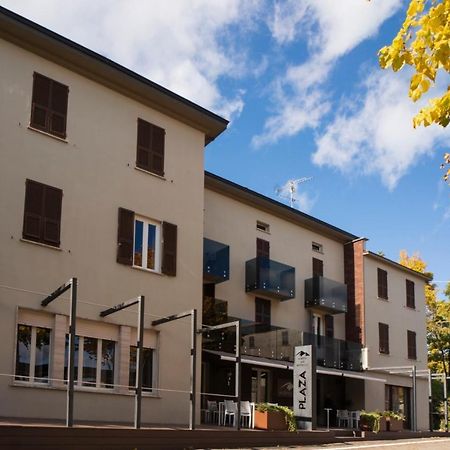 Albergo Ristorante Plaza Tornolo Dış mekan fotoğraf