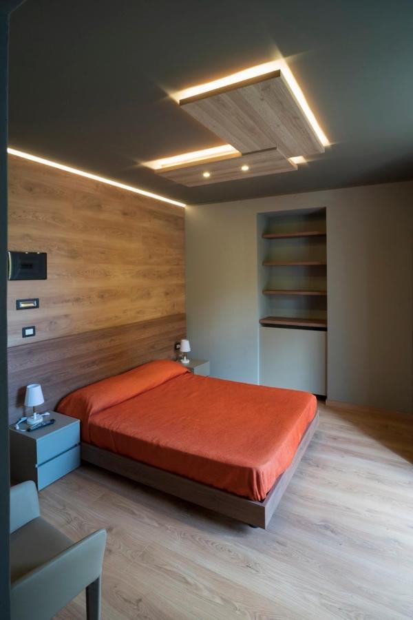 Albergo Ristorante Plaza Tornolo Dış mekan fotoğraf